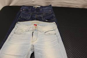waist size 27, 3 pair...