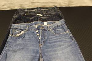 waist size 28, 30, 31, 3 pair...