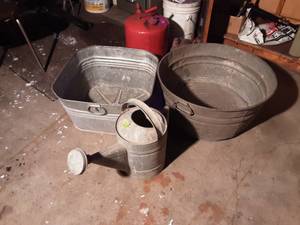 Galvanized Wash Tubs & Watering Can