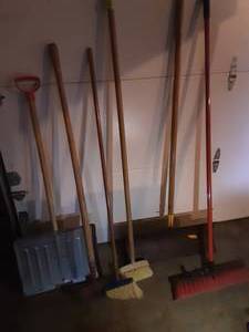 Snow Shovel, Ice Chipper & Brooms