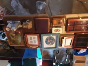 Box Of Picture Frames & Knick Knacks
