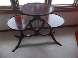 lot 8 image: 3-Tier Mersman Table 33x15x26T