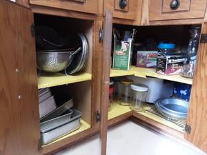 lot 77 image: Contents Of 2 Cupboards Jars, Bake Ware, Electric Knife & More