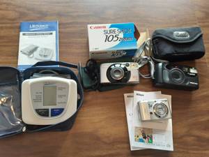 lot 139 image: Life Source Blood Pressure Monitor & 3-Cameras