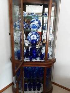 lot 142 image: Blue Glass  Dishware (Contents Of Cabinet)