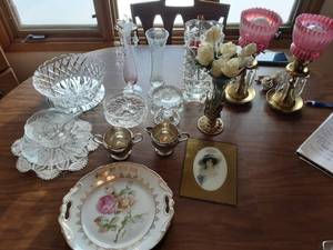 lot 143 image: Crystal Glassware, Ruffle Glass Lamps, More