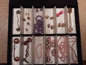 lot 109 image: Lot Of Vintage Pink & Lavender Jewelry