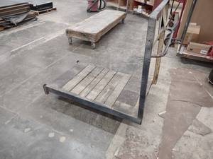 lot 100 image: Platform Cart, 32x48...