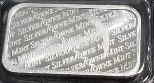 lot 31 image: 1 TROY OZ. .999 FINE SILVER BAR SILVERTOWNE SEALED