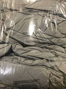 LaCrosse LoftAIRE Light Warmth Silver Queen Down Alternative Comforter, C3J5-Q-SILVER, NEW