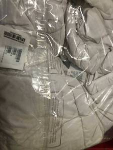 LaCrosse Medium Warmth White King Down Comforter, C3F4-K-WHITE, NEW