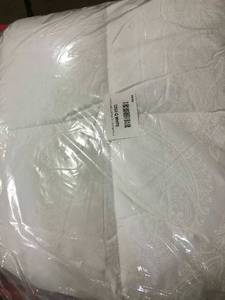 Black Label PrimaLoft White Solid Cotton Queen Comforter, C2G3-Q-WHITE, NEW