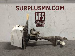 lot 3 image: Wards Sea King Outboard Boat Motor 5 HP - Built By Clinton Engines Corp