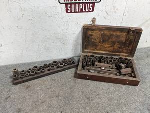 lot 43 image: Antique Sockets Sets in Wood Cases