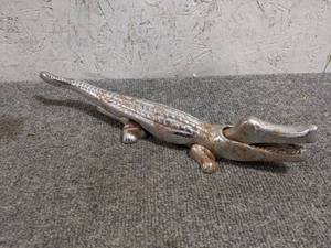 lot 45 image: Cast Iron Alligator Nut Cracker