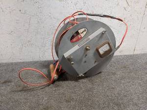 lot 47 image: Antique Fisher M-Scope Metal Detector