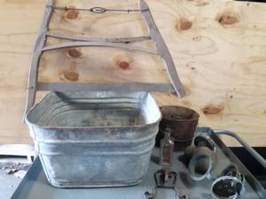 lot 687 image: Square Galvanized Washtub, Saw, Lights and More