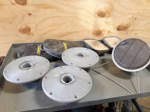 lot 711 image: Boat Seat Bases, Heater, Bucket Seats and More