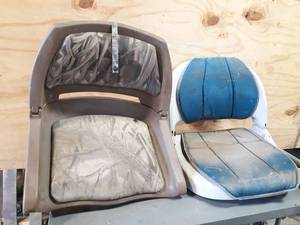 lot 713 image: (2) Folding Boat Seats