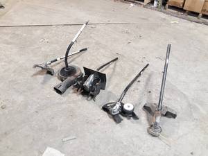lot 673 image: Lot of 5 Weed Trimmer Attachments