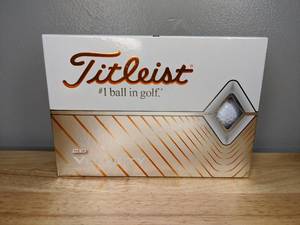 lot 58 image: 12 Brand New Titleist Velocity Golf Balls White