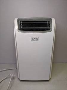 lot 142 image: Black and Decker Portable Air Conditioner