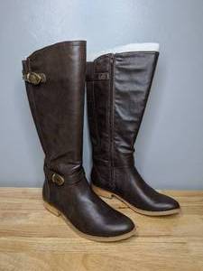 lot 163 image: Brand New Bare Traps Boots Womens Size 8.5