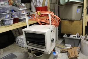 lot 10 image: Billion Legend Electric Appliance Ltd. Pro Fusion H.E.A.T. Electric Utility Heater EH-4604