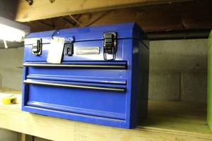 lot 30 image: JobSmart Metal Tool Box 18 2-Drawer (new)