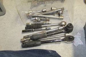 lot 89 image: 12 Drive Sockets, Ratchets, Extensions