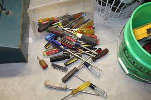 lot 91 image: Screwdrivers