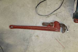 lot 97 image: The Ridge Tool Co. Pipe Wrench 24