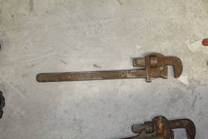lot 99 image: Pipe Wrench 24