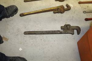 lot 101 image: Walworth Co. Pipe Wrench 24