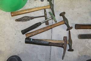 lot 118 image: Lot of (6) Specialty Hammers