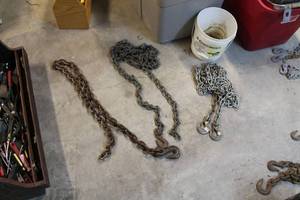 lot 129 image: Lot of (3) Chains