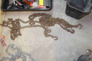 lot 131 image: Lot of (2) Chains with Hook Ends