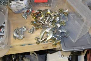lot 134 image: Chain Hooks and Connectors (new)