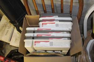 lot 198 image: Rubbermaid Cutlery Trays, Plastic Kitchen Drawer Organizers