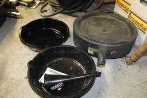 lot 195 image: Oil Drain Pans (x3), Oil Funnel