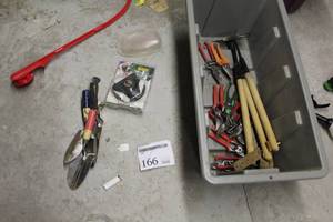 lot 166 image: Lot of Yard Tool - Pruners, Hand Shovels, Misc. Yard Tools