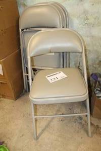 lot 224 image: Lot of (4) Padded Metal Folding Chairs