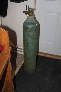 lot 239 image: Compressed Helium Tank