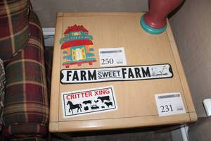 lot 250 image: Lot of (3) Wall Art - Farm Sweet Farm, Critter Xing, Metal House