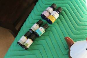 lot 264 image: Lot of (6) Essential Oils 1oz. Bottles - Lemon, Geranium, Eucalyptus, Amyris Bergamot, Eucalyptus,  Atlas