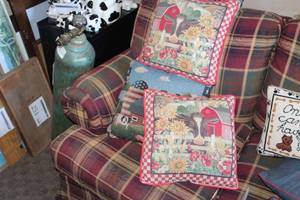 lot 270 image: Lot of (3) Cow Throw Pillows