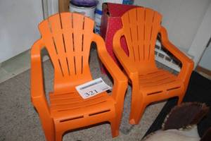 lot 321 image: Lot of (2) Orange Plastic Childrens Adirondack Chairs