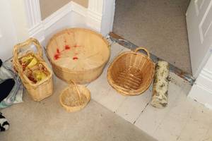 lot 346 image: Lot of (4) Wicker Baskets