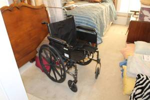 lot 351 image: Cruiser III Wheelchair