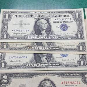 7 $1 Silver Certificates & 3 $2 US Notes